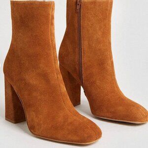 Karen Millen Suede/Leather Heeled Ankle Boot in Camel - Size U.S. 5/EU 36